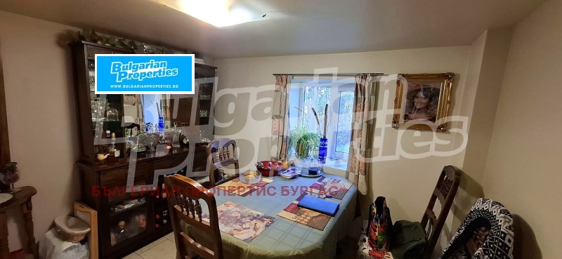 Продава КЪЩА, с. Светлина, област Бургас, снимка 8 - Къщи - 52667607