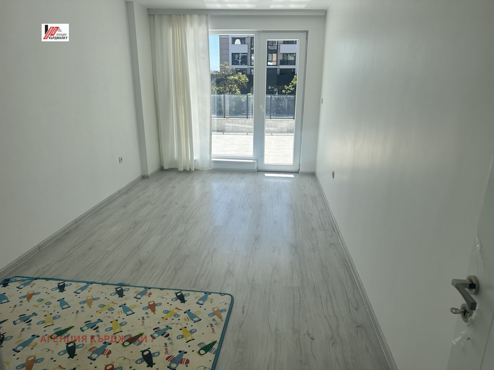 Продава 2-СТАЕН, гр. Кърджали, Център, снимка 5 - Апартаменти - 53991498