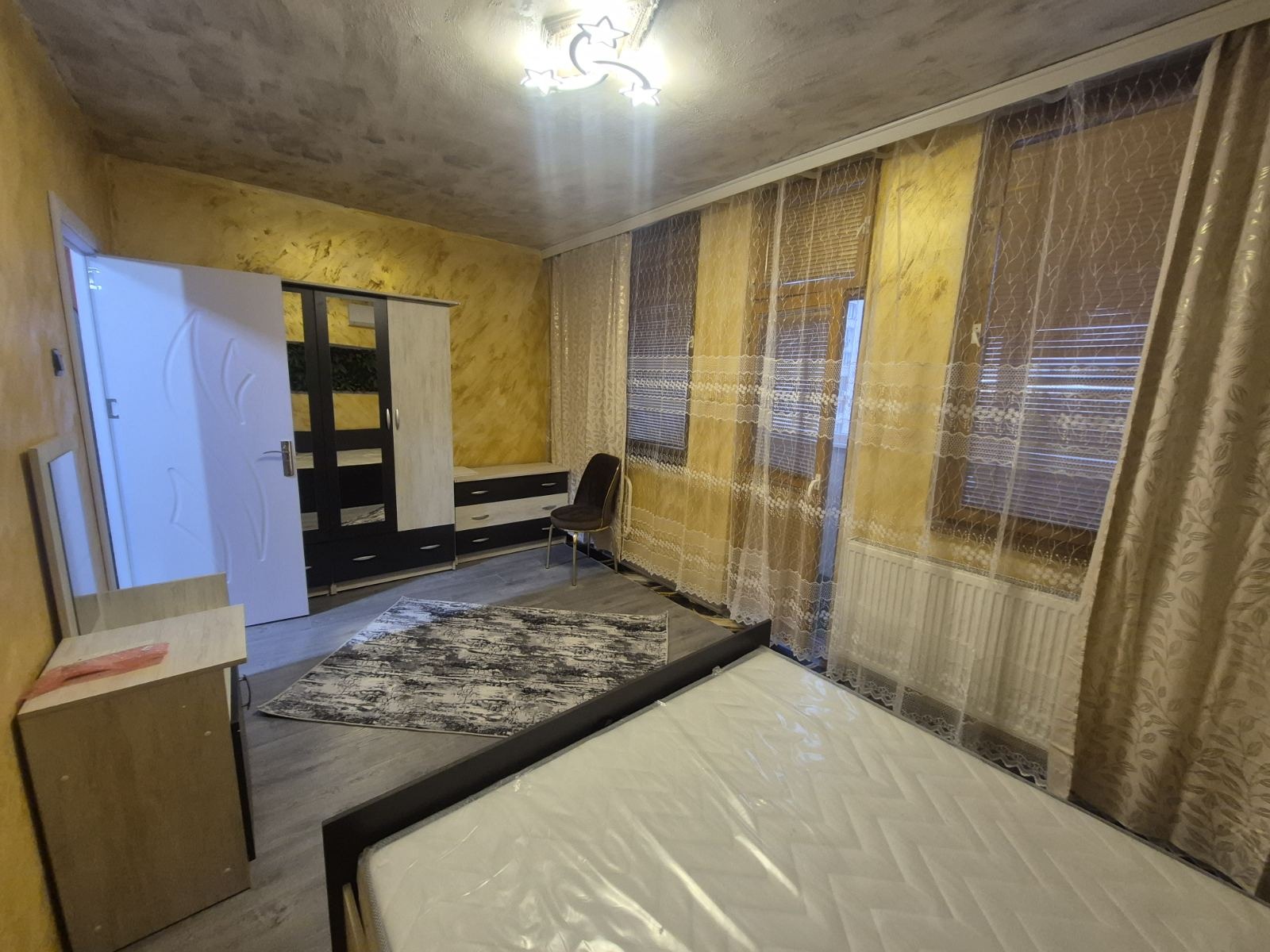 Продава 4-СТАЕН, гр. Плевен, Сторгозия, снимка 17 - Апартаменти - 56536288