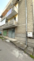 Продава КЪЩА, гр. Разград, Център, снимка 2