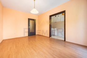 3-СТАЕН, 72 m2