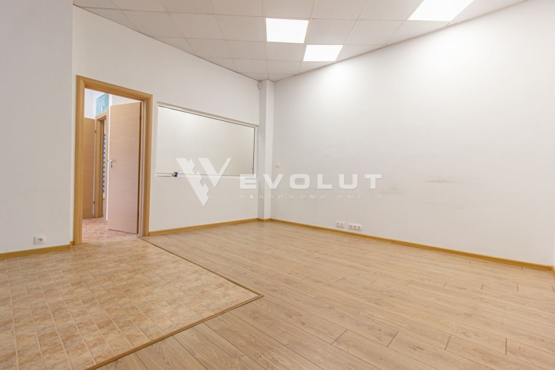 Te koop  Kantoor Sofia , Vitosja , 200 m² | 88839565 - afbeelding [9]
