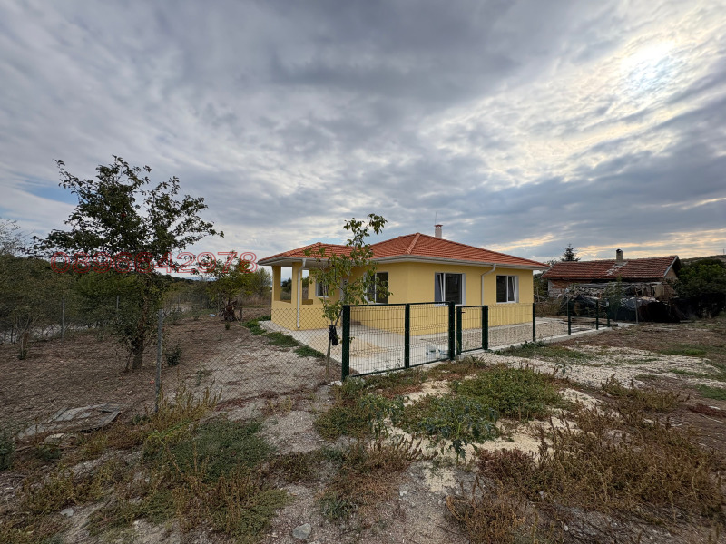 Продава КЪЩА, с. Черни връх, област Бургас, снимка 3 - Къщи - 52783290