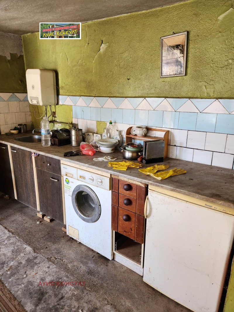 Продава КЪЩА, с. Вирове, област Монтана, снимка 3 - Къщи - 53229471