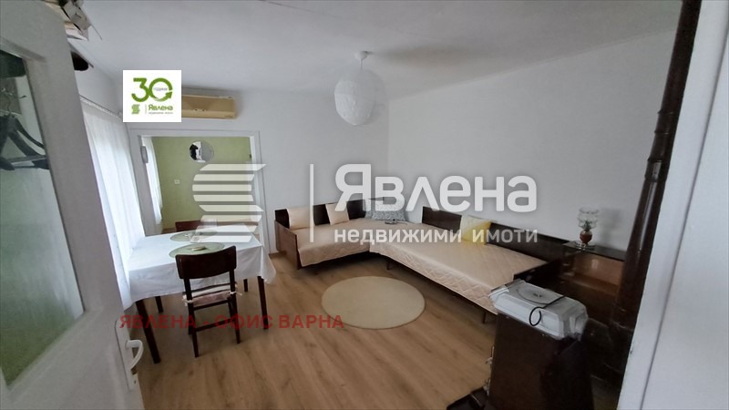 Продава КЪЩА, с. Дъбравино, област Варна, снимка 3 - Къщи - 53278071