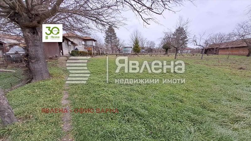 Продава КЪЩА, с. Дъбравино, област Варна, снимка 2 - Къщи - 53278071