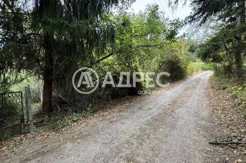 Na sprzedaż  Działka region Sofia , Dolno Kamarci , 915 mkw | 65001475 - obraz [2]
