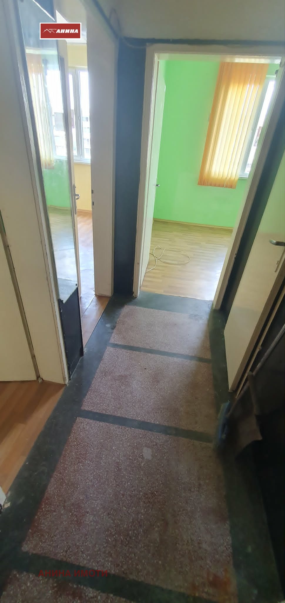 Продава 2-СТАЕН, гр. Русе, Широк център