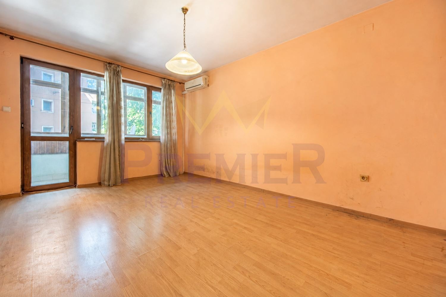 Продава 3-СТАЕН, гр. Варна, Централна поща, снимка 2 - Апартаменти - 56243239