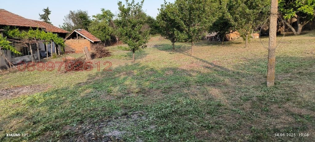 Продава КЪЩА, с. Хаджидимитрово, област Велико Търново, снимка 17 - Къщи - 55419302