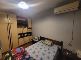 2 Schlafzimmer Idealen zentar, Plewen 8