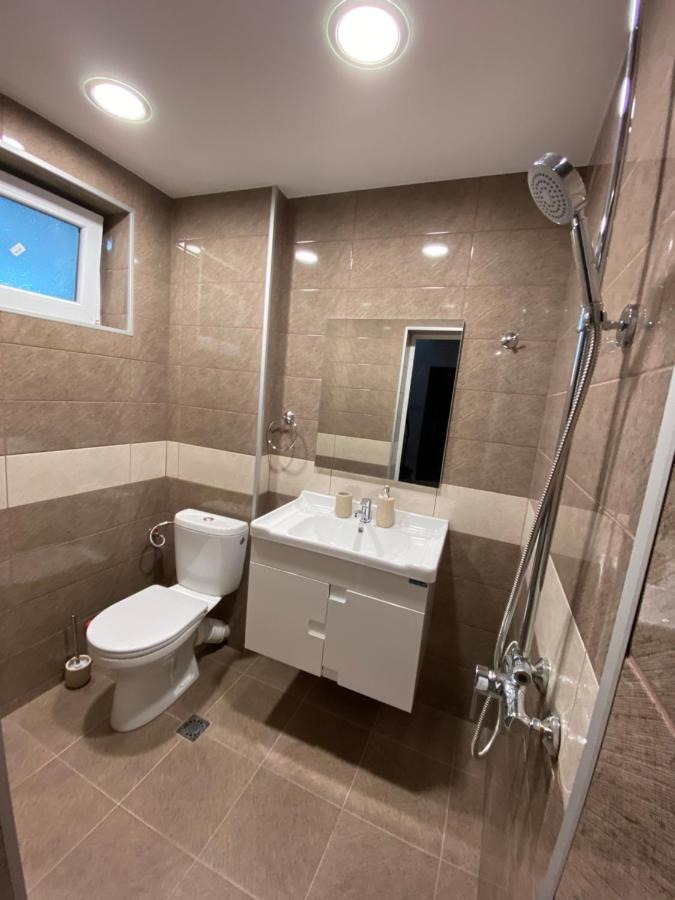 Продава КЪЩА, гр. Балчик, област Добрич, снимка 8 - Къщи - 53971423