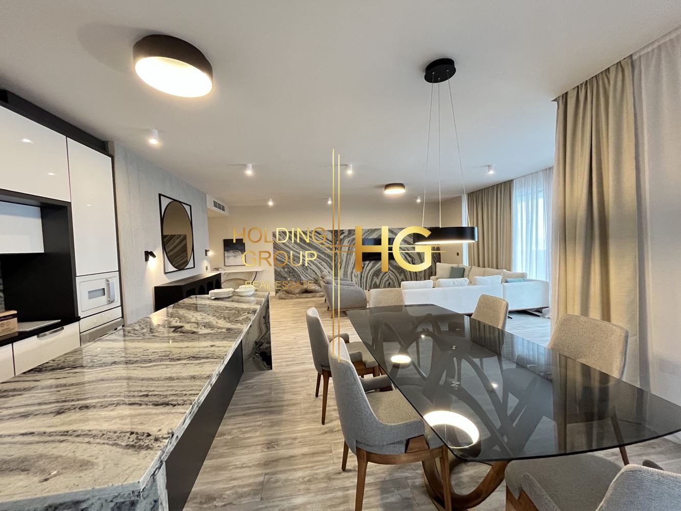 Продава 4-СТАЕН, гр. Варна, к.к. Слънчев ден, снимка 2 - Апартаменти - 53003154