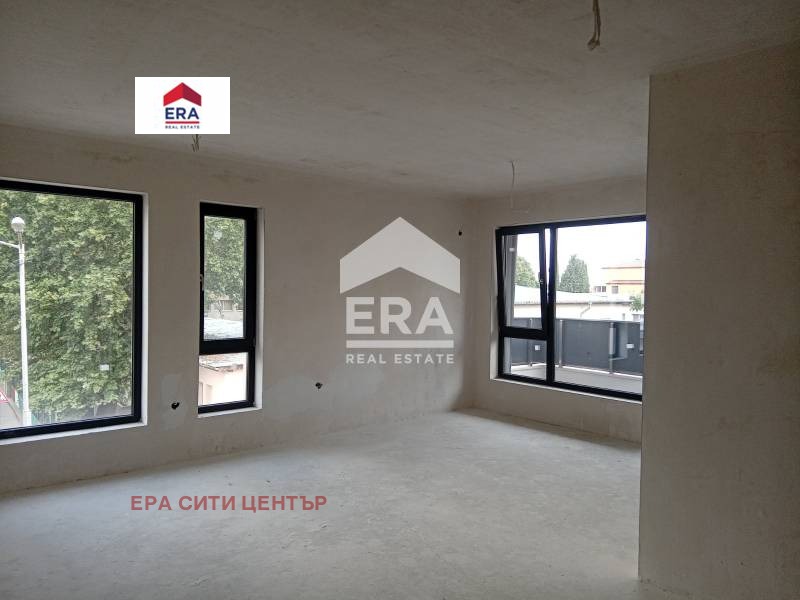 Продава  3-стаен град Стара Загора , Самара 3 , 117 кв.м | 79698702 - изображение [2]