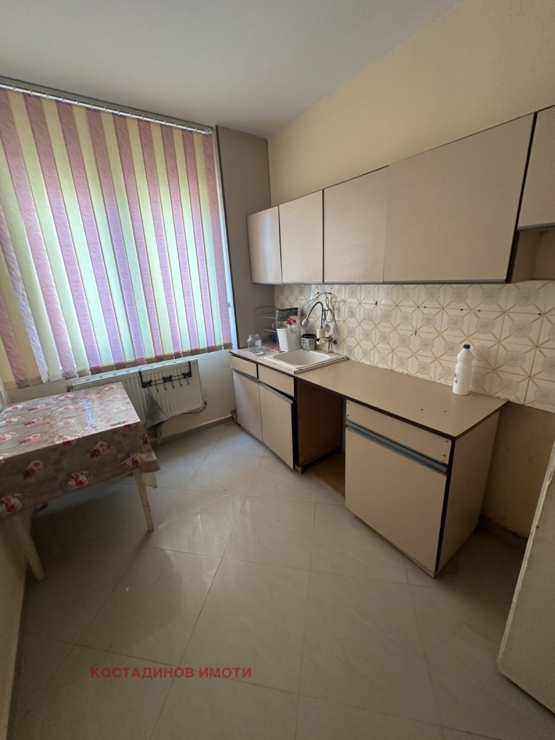 Till salu  2 sovrum Plovdiv , Vastanitjeski , 68 kvm | 47927778