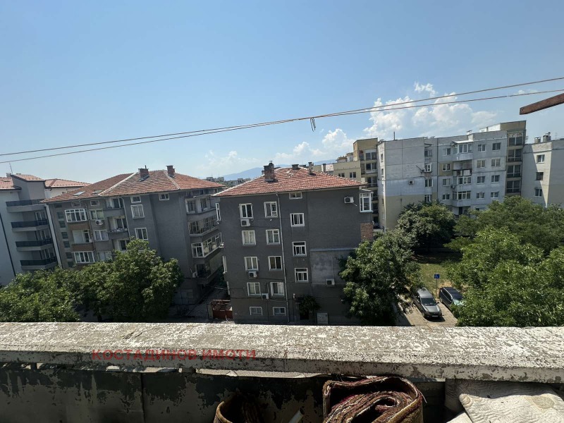 Till salu  2 sovrum Plovdiv , Vastanitjeski , 68 kvm | 47927778 - bild [9]