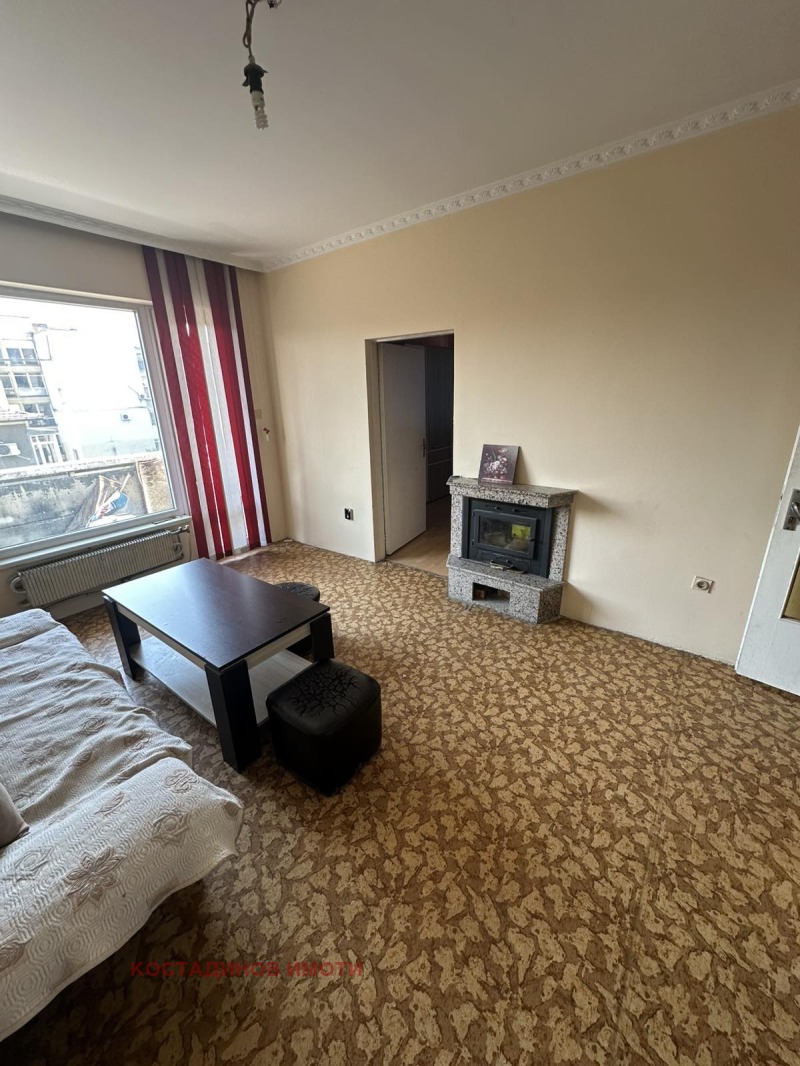 Till salu  2 sovrum Plovdiv , Vastanitjeski , 68 kvm | 47927778 - bild [10]