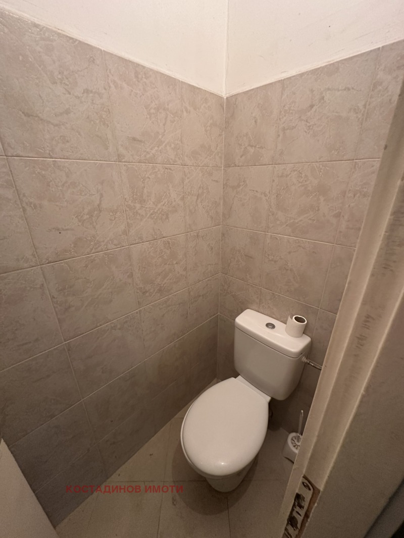 Till salu  2 sovrum Plovdiv , Vastanitjeski , 68 kvm | 47927778 - bild [14]