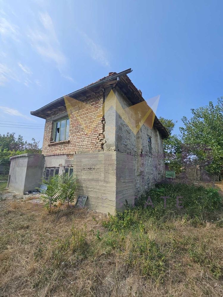 Продава КЪЩА, с. Комарево, област Варна, снимка 9 - Къщи - 41963060
