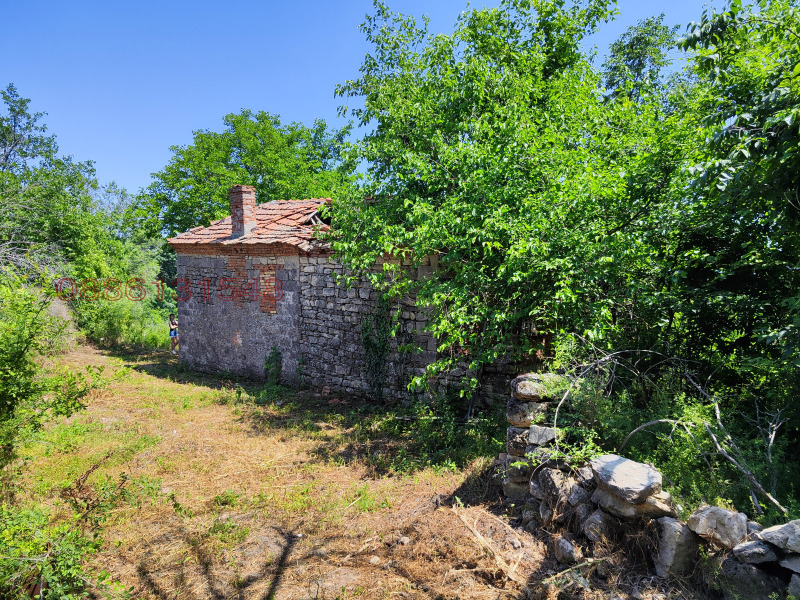 Продава КЪЩА, с. Чайка, област Варна, снимка 4 - Къщи - 52784181