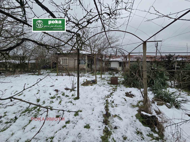 Продава КЪЩА, с. Бъдеще, област Стара Загора, снимка 2 - Къщи - 53498522