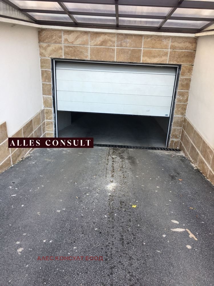 Продава ГАРАЖ, ПАРКОМЯСТО, гр. София, Бъкстон, снимка 3 - Гаражи и паркоместа - 54267864