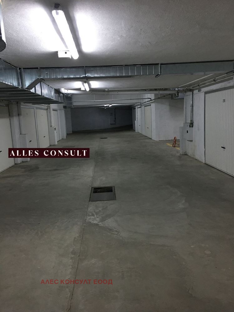 Продава ГАРАЖ, ПАРКОМЯСТО, гр. София, Бъкстон, снимка 2 - Гаражи и паркоместа - 54267864