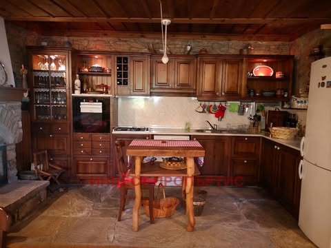 Продава ХОТЕЛ, с. Ковачевица, област Благоевград, снимка 4 - Хотели - 56323581