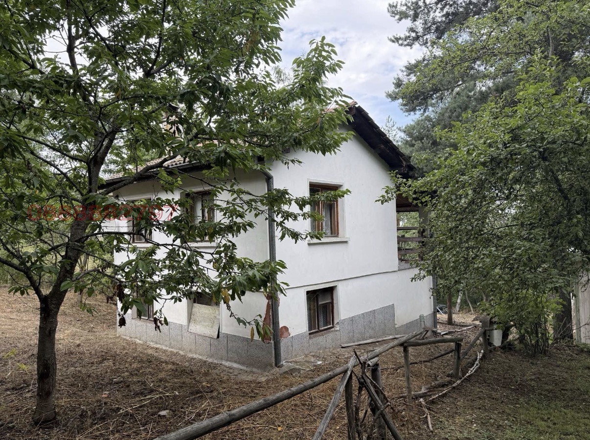 Продава КЪЩА, с. Дедево, област Пловдив
