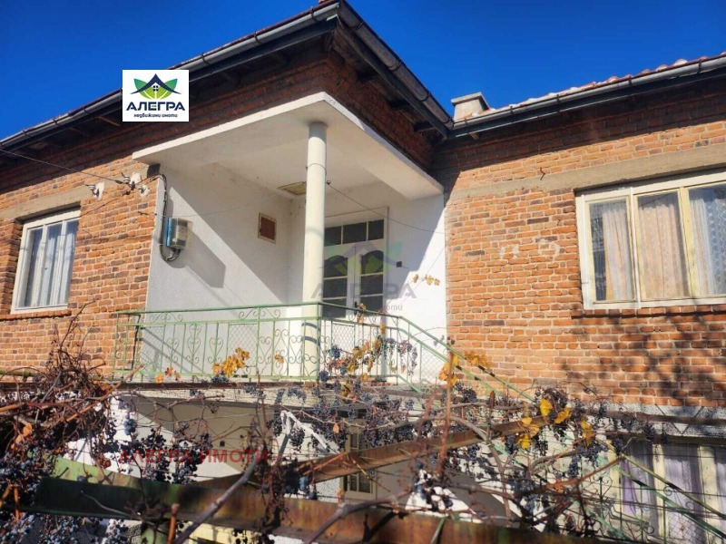 Продава КЪЩА, с. Елшица, област Пазарджик, снимка 2 - Къщи - 48068905