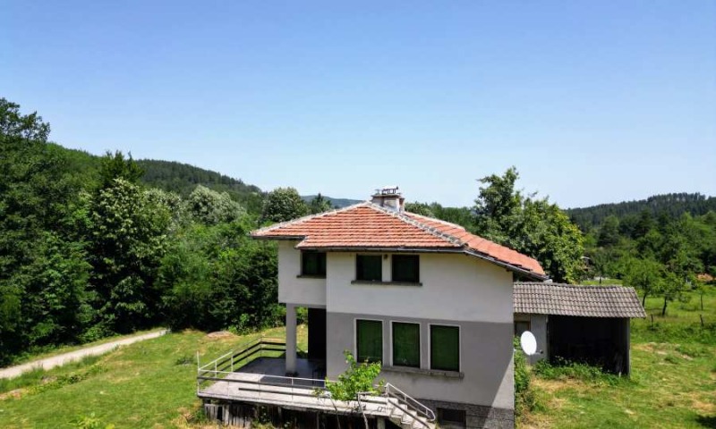 Na prodej  Dům oblast Loveč , Aprilci , 122 m2 | 22593924 - obraz [9]
