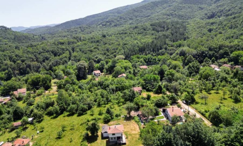 Na prodej  Dům oblast Loveč , Aprilci , 122 m2 | 22593924 - obraz [2]