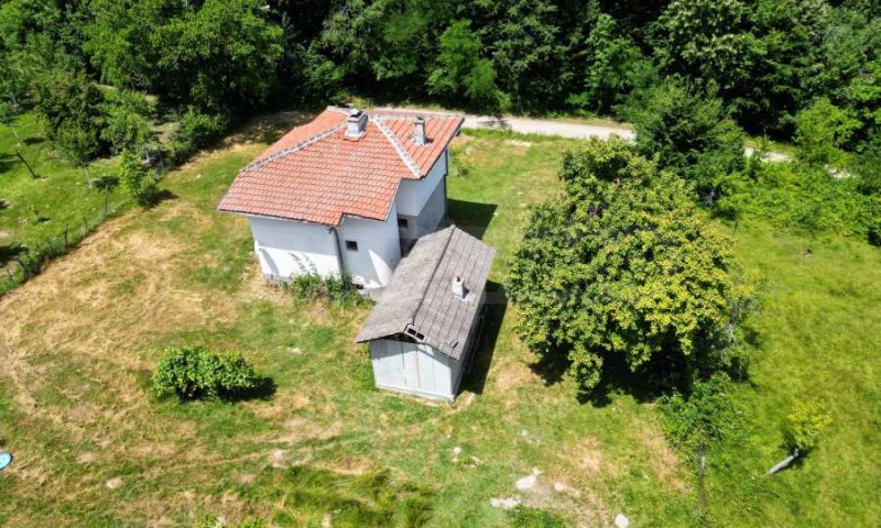 Na prodej  Dům oblast Loveč , Aprilci , 122 m2 | 22593924 - obraz [8]