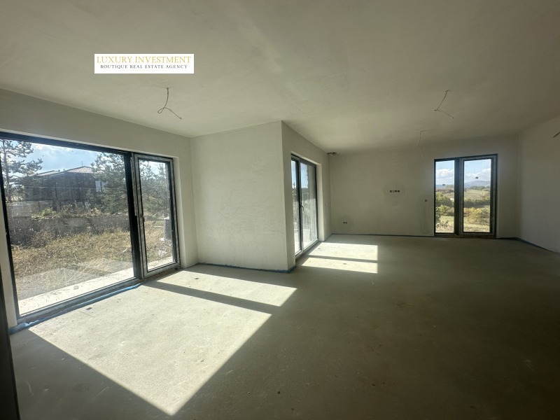 Til salgs  Hus region Pernik , Kladnitsa , 263 kvm | 20323406 - bilde [5]