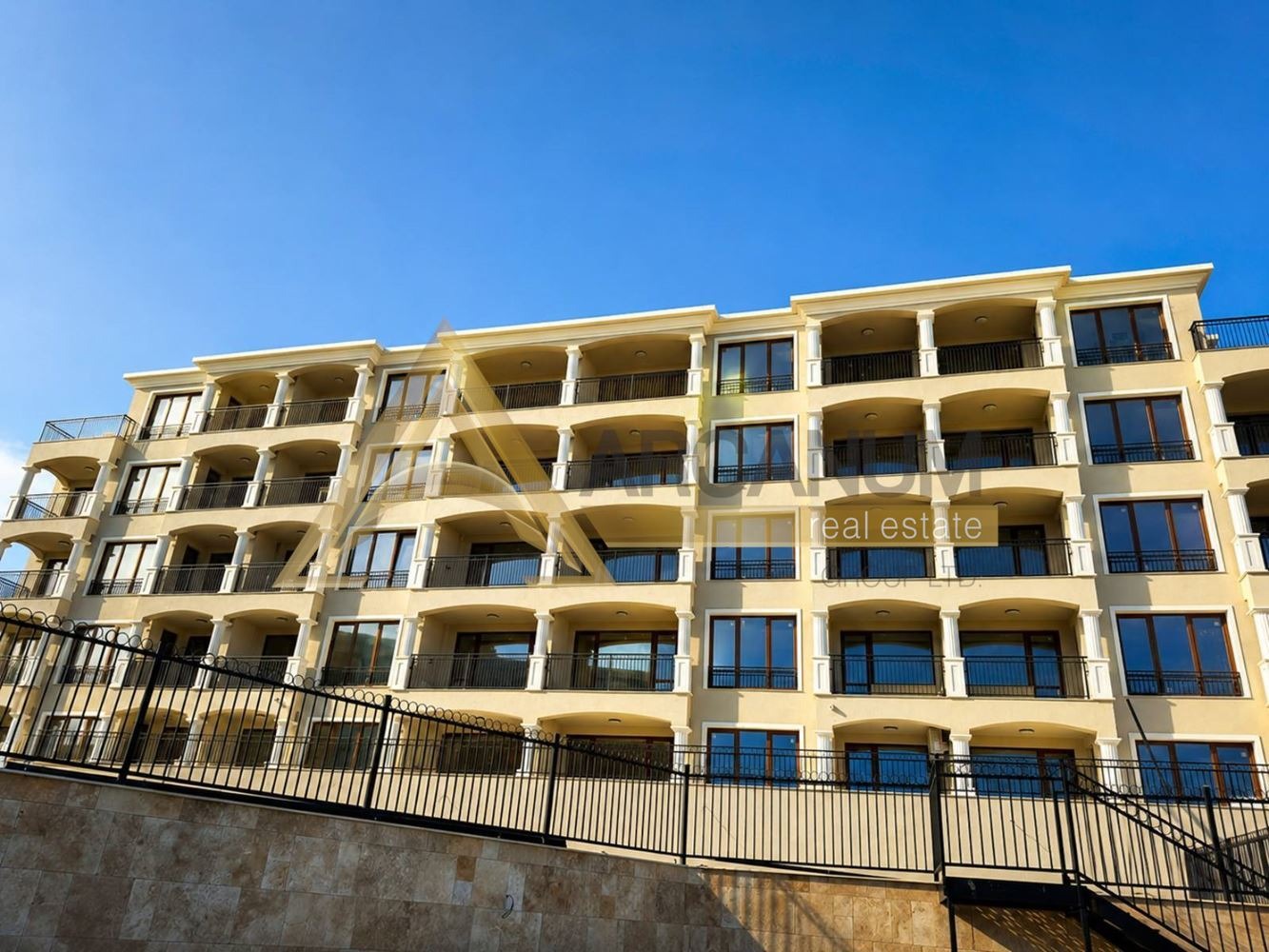 Продава 3-СТАЕН, гр. Варна, к.к. Св.Св. Константин и Елена, снимка 17 - Апартаменти - 55113668
