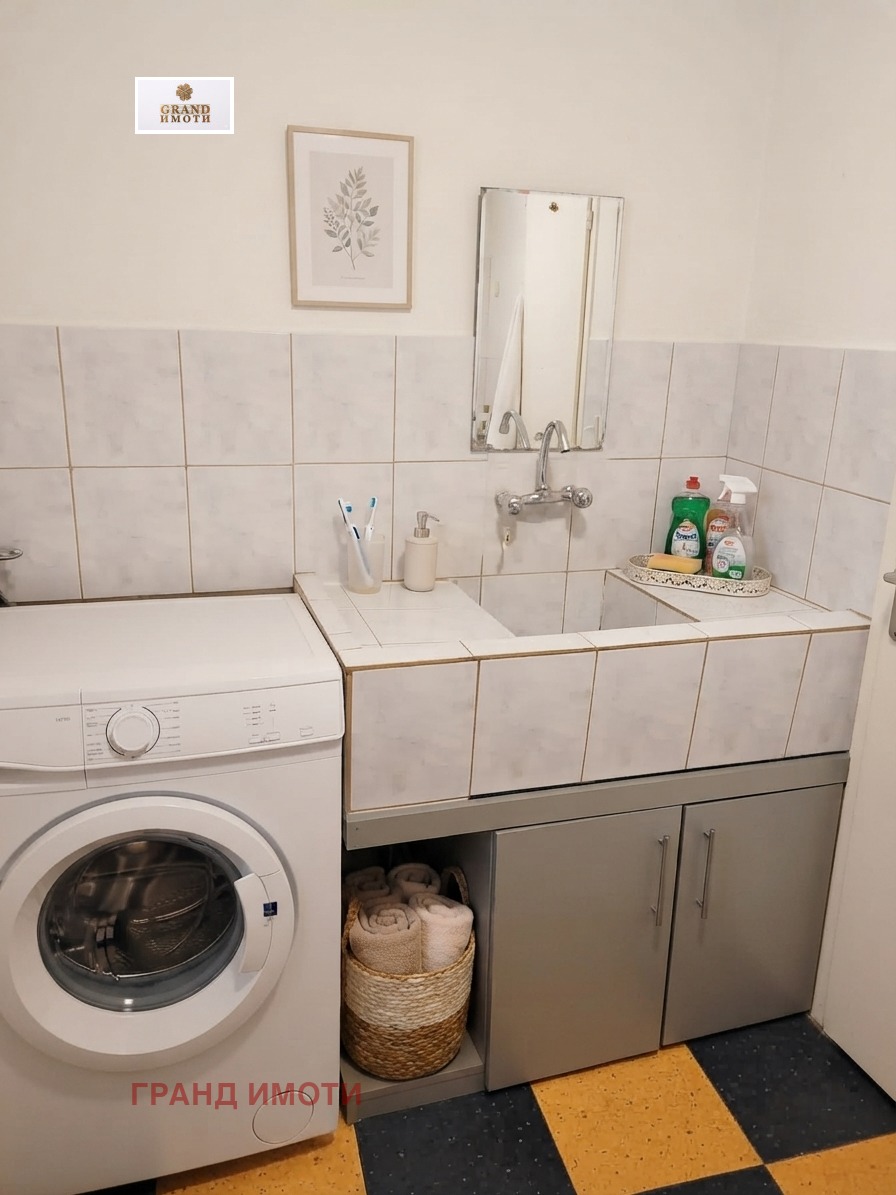 Продава АТЕЛИЕ, ТАВАН, гр. Русе, Дружба 2, снимка 11 - Апартаменти - 55123454