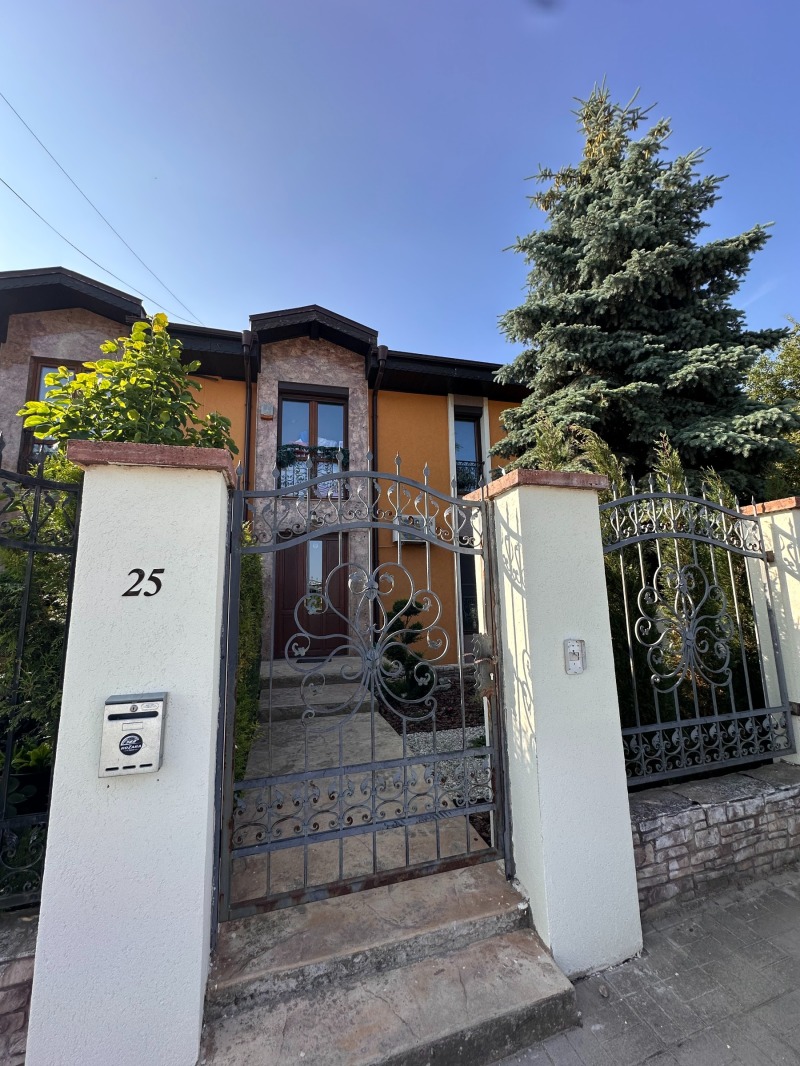 Til salg  Hus Gulv Sofia , v.z.Malinova dolina , 213 kvm | 22632758