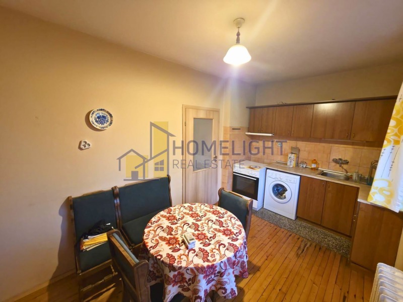 Продава ЕТАЖ ОТ КЪЩА, гр. София, Изток, снимка 4 - Етаж от къща - 52811651