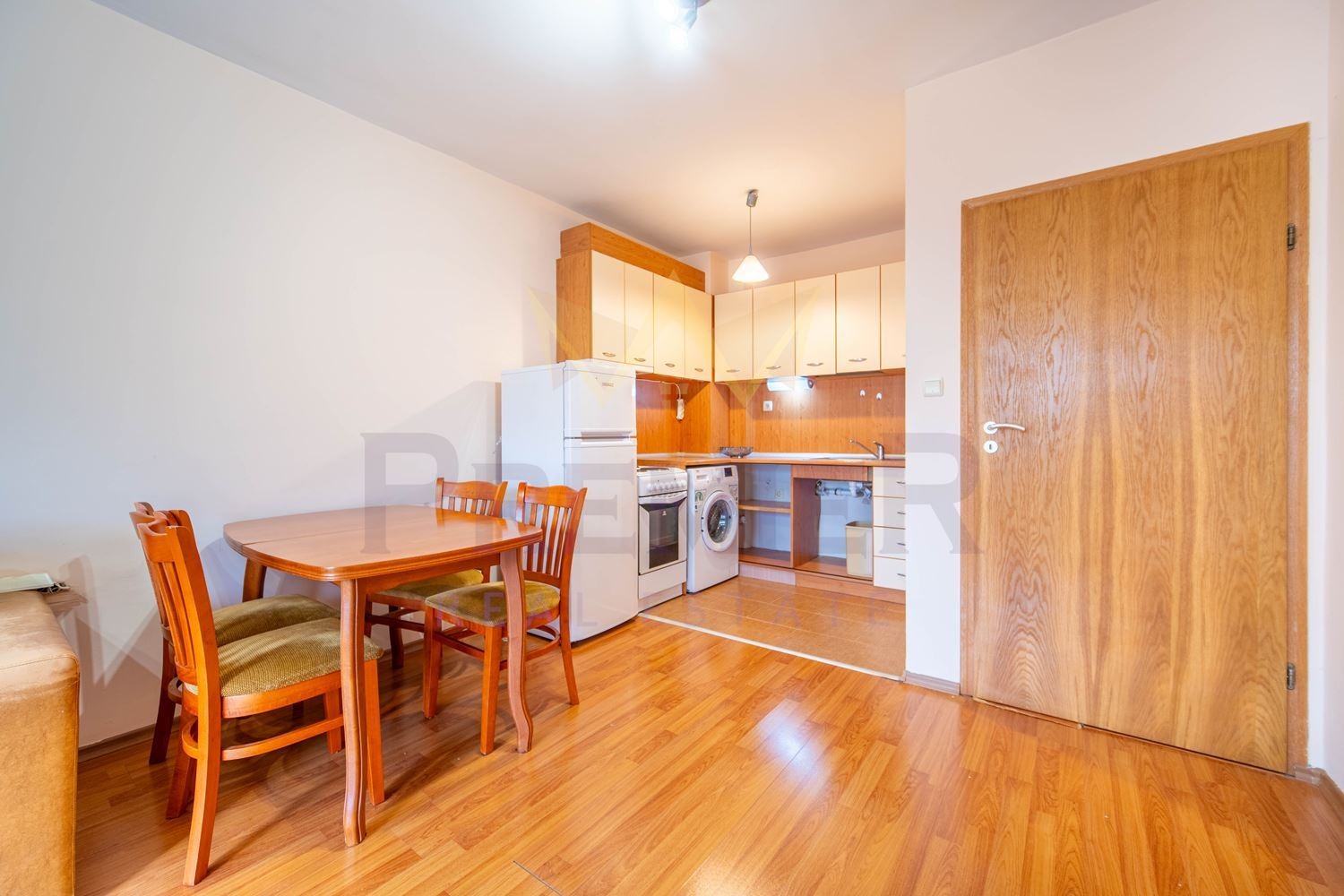 Продава 2-СТАЕН, гр. Варна, Базар Левски, снимка 10 - Апартаменти - 54326155