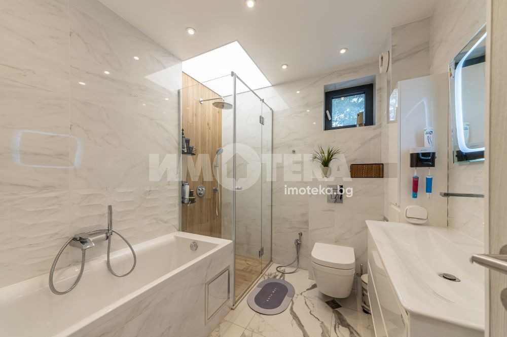 Продава 3-СТАЕН, гр. Варна, Бриз, снимка 10 - Апартаменти - 54591350