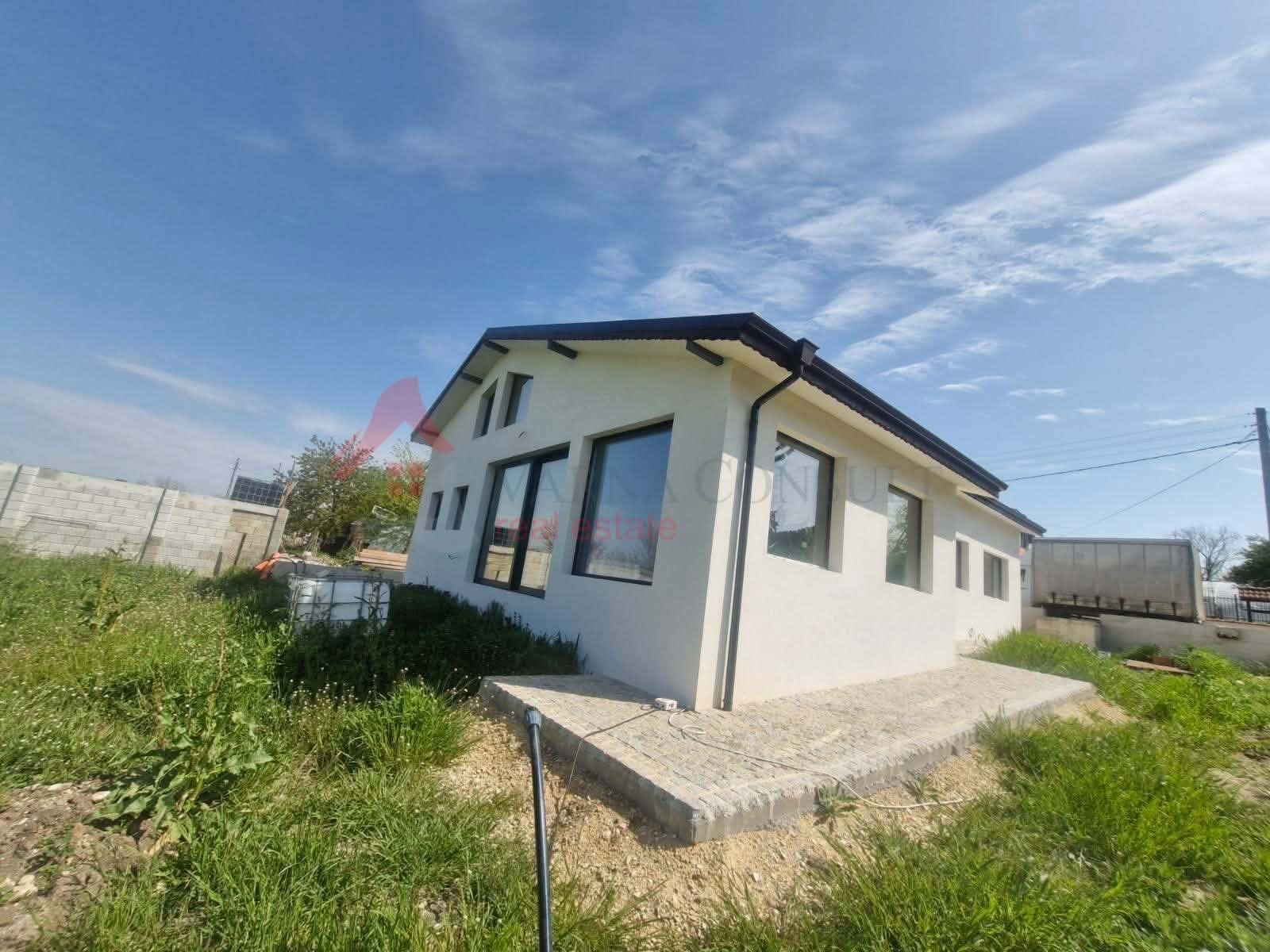 Продава КЪЩА, с. Зорница, област Варна, снимка 2 - Къщи - 54470387