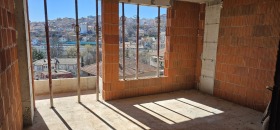 1 υπνοδωμάτιο Μλαδεζκη χαλμ, Χασκοβο