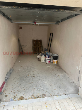 ГАРАЖ, ПАРКОМЯСТО, 18 m2