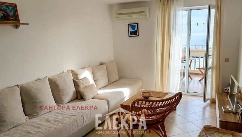 Продава 3-СТАЕН, гр. Бяла, област Варна, снимка 4 - Апартаменти - 53151374