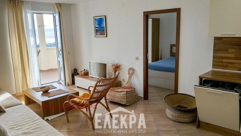 Продава 3-СТАЕН, гр. Бяла, област Варна, снимка 3 - Апартаменти - 53151374