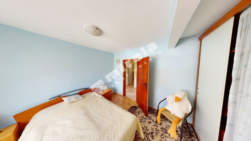 Продава КЪЩА, с. Порой, област Бургас, снимка 11 - Къщи - 53267856