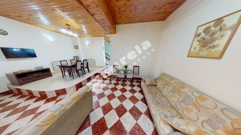 Продава КЪЩА, с. Порой, област Бургас, снимка 2 - Къщи - 53267856