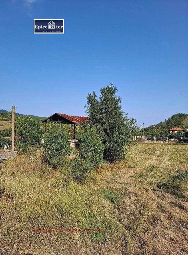Продава КЪЩА, с. Неделково, област Перник, снимка 5 - Къщи - 54278201