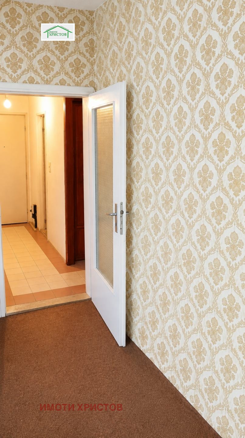 Продава 2-СТАЕН, гр. Шумен, Боян Българанов 1, снимка 6 - Апартаменти - 54034520