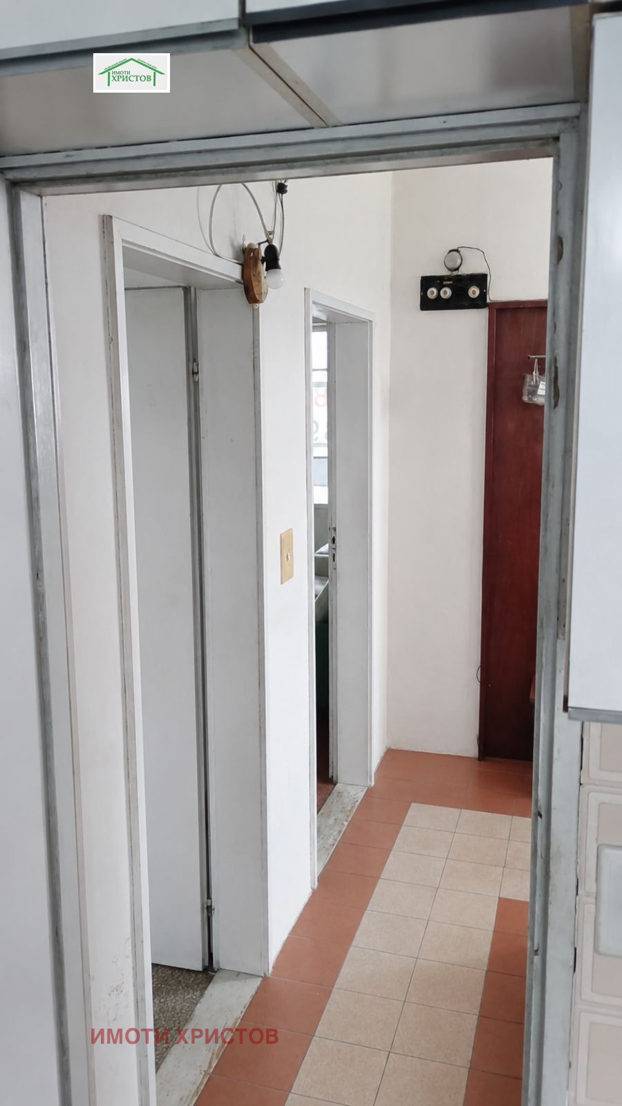 Продава 2-СТАЕН, гр. Шумен, Боян Българанов 1, снимка 8 - Апартаменти - 54034520